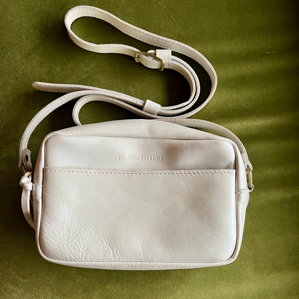 Portland leather Pearl Toaster Camera Crossbody